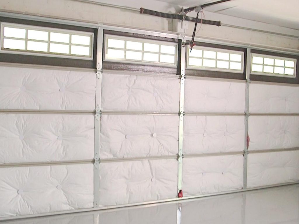 how to tell if garage door is insulated