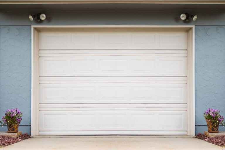 garage doors Vanier