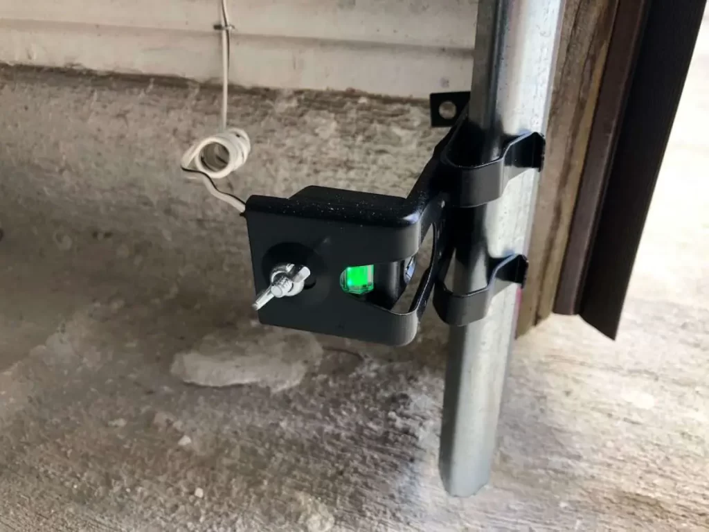 how do you line up garage door sensors