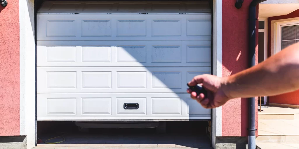 should you leave your garage door open in the summer