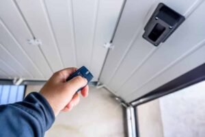 What Frequency Does Garage Door Openers Use